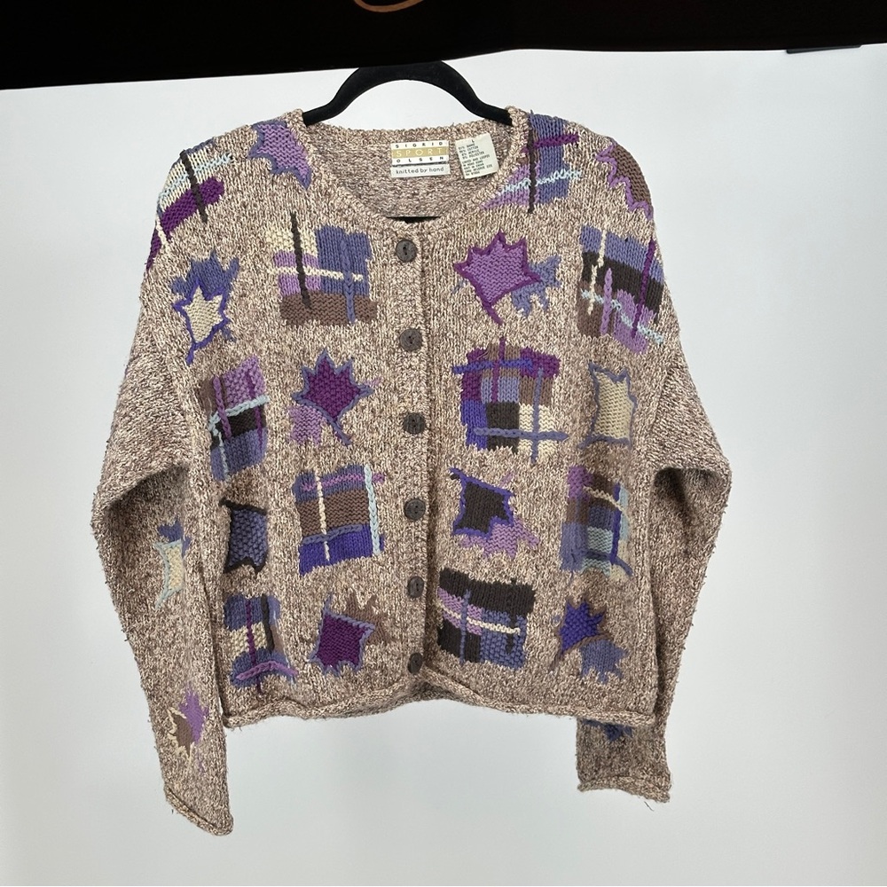 Women's Large Tan Purple Lilac Patterned‎ Sweater Vintage Cardigan Cozy